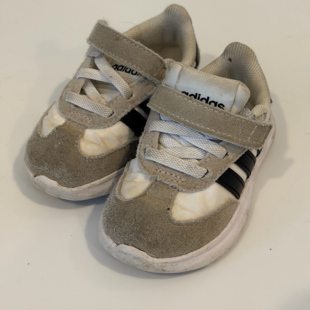 adidas toddler sneakers with Velcro strap size 5